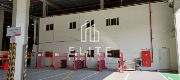 7118m² Warehouse in Dubai, UAE No. 97769 8