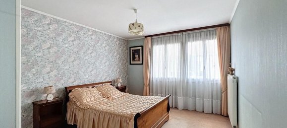 Дом с 3 спальнями в Лонжюмо, Франция № 351665 9