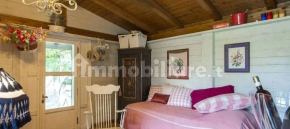 8 Schlafzimmer Haus in Buti, Italy, Nr. 15598 11