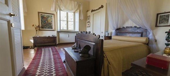 7 bedrooms Villa in Pisa, Italy No. 1419 7