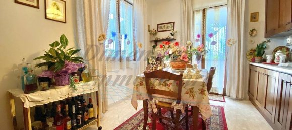 3 bedrooms Apartment in Cecina, Italy No. 354604 8