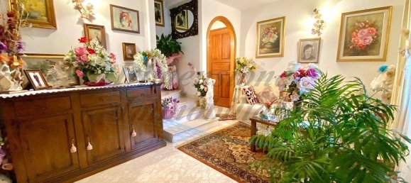 3 bedrooms Apartment in Cecina, Italy No. 354604 3