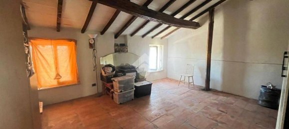 Villa T1 em Serravalle a Po, Italy N.º 320725 7