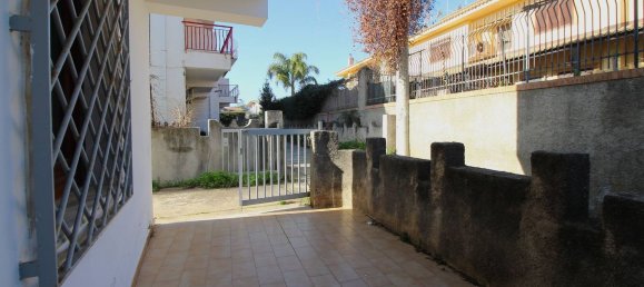 3 bedrooms House in Montauro, Italy No. 372770 3