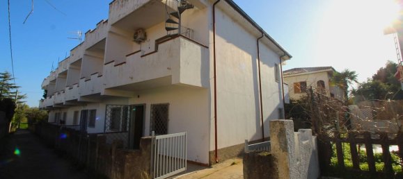 3 bedrooms House in Montauro, Italy No. 372770 30