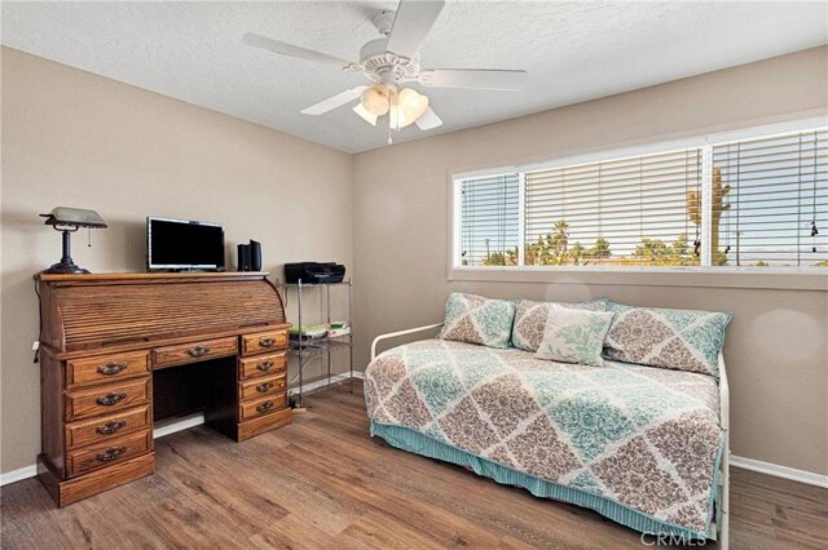 3 bedrooms House in Apple Valley, USA No. 373076