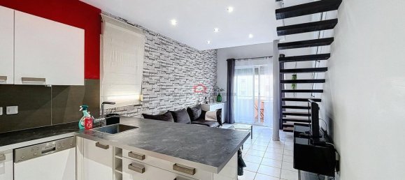 Duplex de 2 divisões em Ajaccio, France N.º 47005 2
