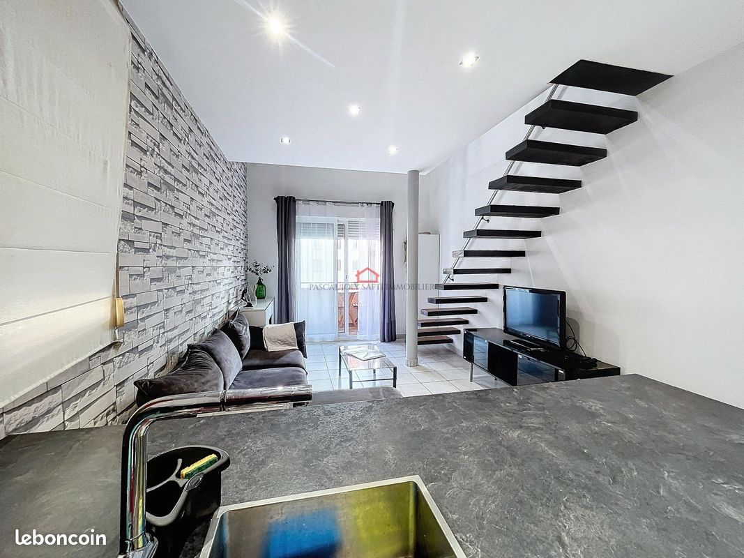 Duplex de 2 divisões em Ajaccio, France N.º 47005