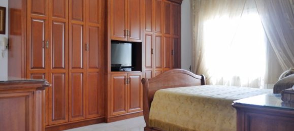 Villa de 4 dormitorios en Deryneia, Cyprus No. 17854 10