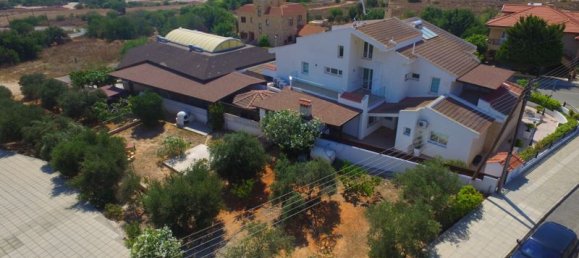 Villa de 4 dormitorios en Deryneia, Cyprus No. 17854 27