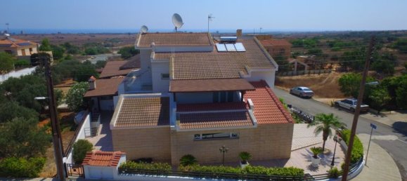 Villa de 4 dormitorios en Deryneia, Cyprus No. 17854 22