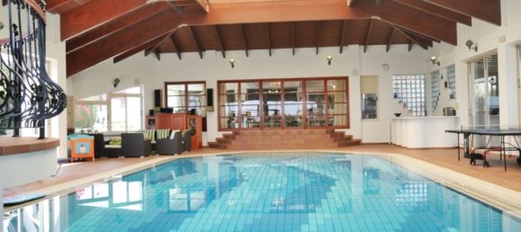 Villa de 4 dormitorios en Deryneia, Cyprus No. 17854 2