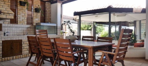 Villa de 4 dormitorios en Deryneia, Cyprus No. 17854 18