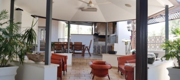 Villa de 4 dormitorios en Deryneia, Cyprus No. 17854 17