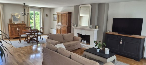 6 bedrooms House in Mennecy, France No. 292738 2