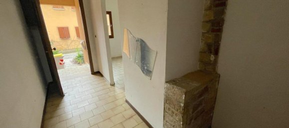 Casa de 2 habitaciónes en Udine, Italy No. 110536 2