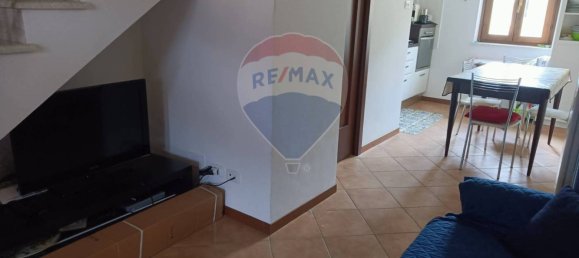 2 bedrooms Apartment in Opi, Italy No. 268133 8