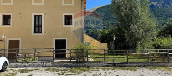 2 bedrooms Apartment in Opi, Italy No. 268133 37