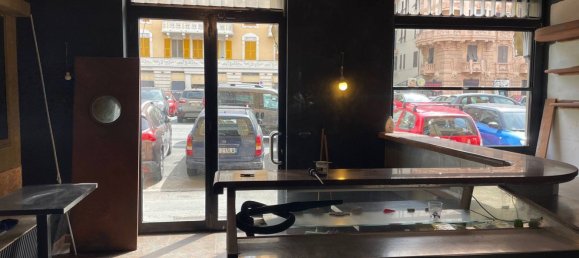 96m² Commercial property in Genoa, Italy No. 238860 8