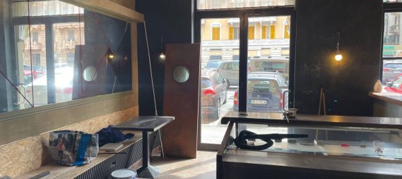 96m² Commercial property in Genoa, Italy No. 238860 7