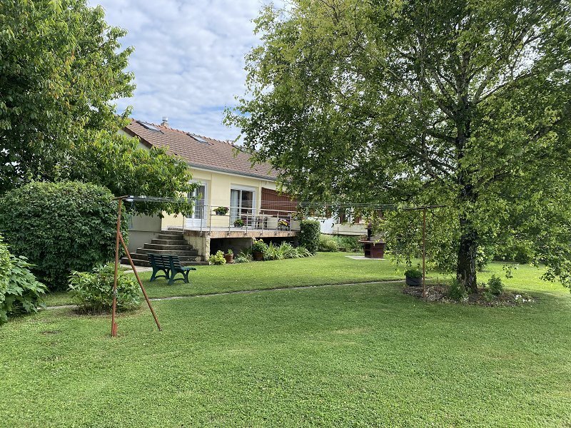 Дом с 5 спальнями в Тур-сюр-Марн, Франция № 258014