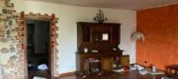 Дом с 6 комнатами в Априлия, Италия № 98637 7