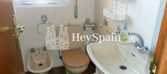 6 bedrooms House in Coma-Ruga, Spain No. 558 4