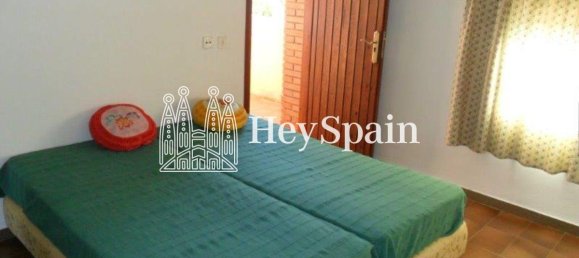 6 bedrooms House in Coma-Ruga, Spain No. 558 5