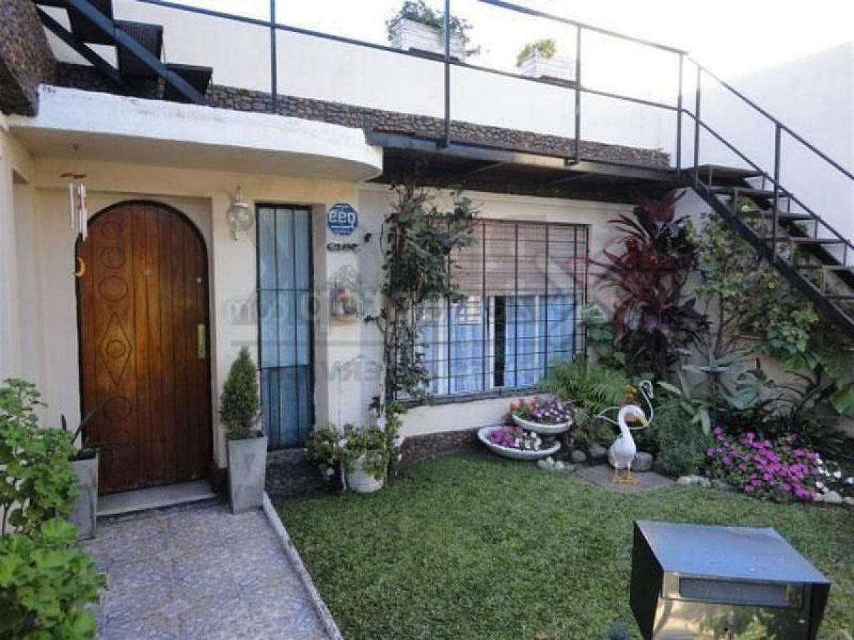 4 bedrooms House in Buenos Aires, Argentina No. 72050