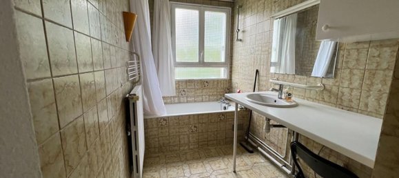 Apartamento de 2 dormitorios en Bondy, France No. 183078 6