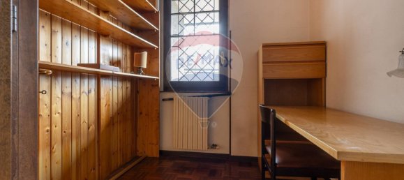 6 rooms House in Gallarate, Italy No. 312014 19