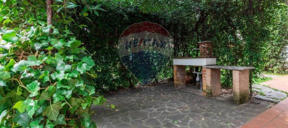 6 rooms House in Gallarate, Italy No. 312014 25