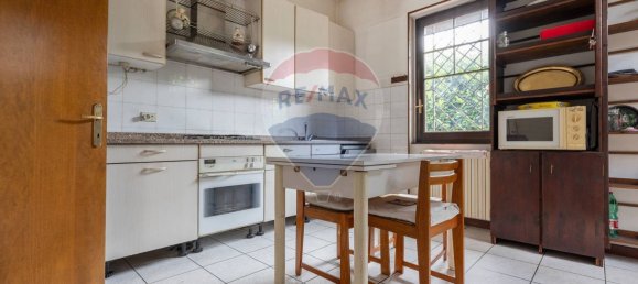 6 rooms House in Gallarate, Italy No. 312014 9