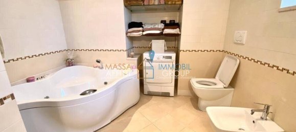 5 rooms House in Massa, Italy No. 215052 8