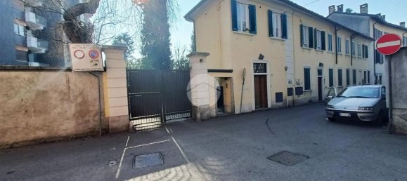 Oficina en Carate Brianza, Italy 140 m² No. 80259 3