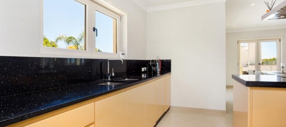 3 Schlafzimmer Haus in Albufeira, Portugal, Nr. 125534 20