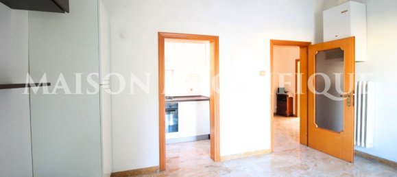 6غرفة شقة في Bologna, Italy رقم 21583 15