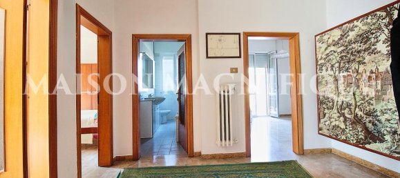 6غرفة شقة في Bologna, Italy رقم 21583 16