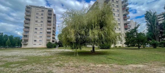 3 bedrooms Apartment in Eybens, France No. 355427 12