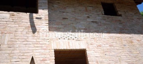 4 bedrooms House in Castel di Lama, Italy No. 118824 5