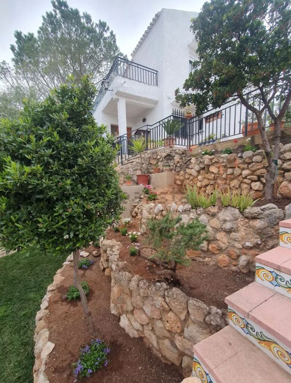 4 bedrooms House in Turis, Spain No. 206976