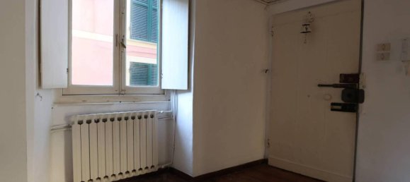 2-Zimmer Wohnung in Genoa, Italy, Nr. 36745 2
