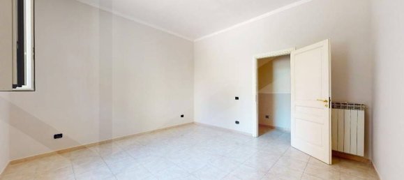 4غرفة منزل في Arzano, Italy رقم 18537 16