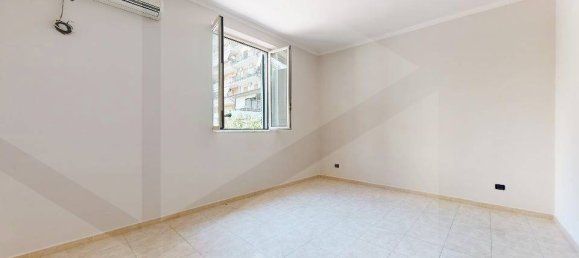 4غرفة منزل في Arzano, Italy رقم 18537 17