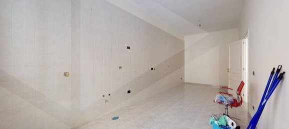 4غرفة منزل في Arzano, Italy رقم 18537 13