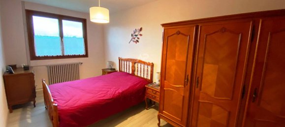 Casa de 6 dormitorios en Osny, France No. 144001 5