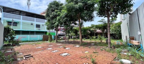 1184m² Commercial property in Pattaya, Thailand No. 15550 3