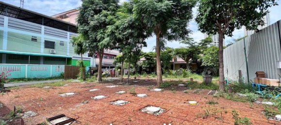 1184m² Commercial property in Pattaya, Thailand No. 15550 2