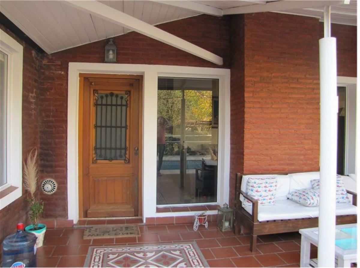3 bedrooms House in Pilar, Argentina No. 16888