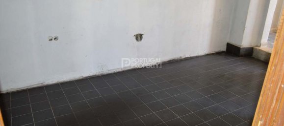 8 bedrooms House in Faro, Portugal No. 121272 2